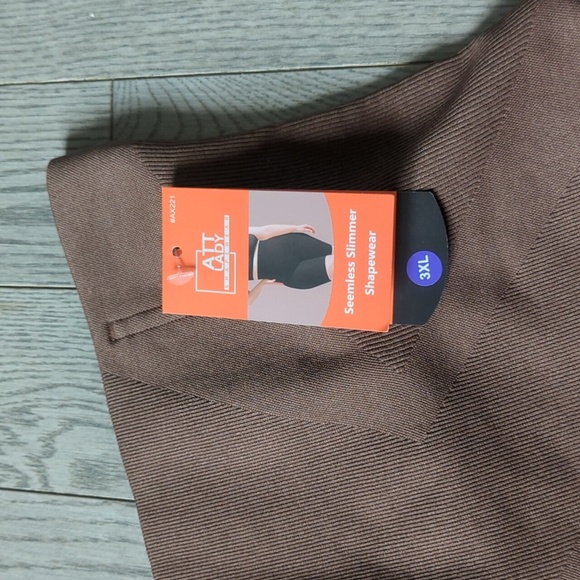 Att Lady High-Waisted Brown Shorts Shapewear Tummy Control Shorts - NWT 3XL - Picture 4 of 7